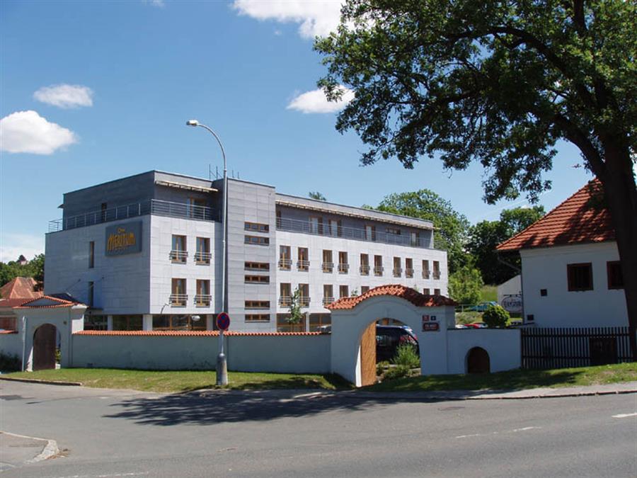 Airport hotel Meritum Prague