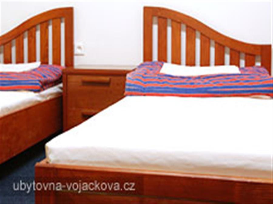 UBYTOVNA PRAHA 9