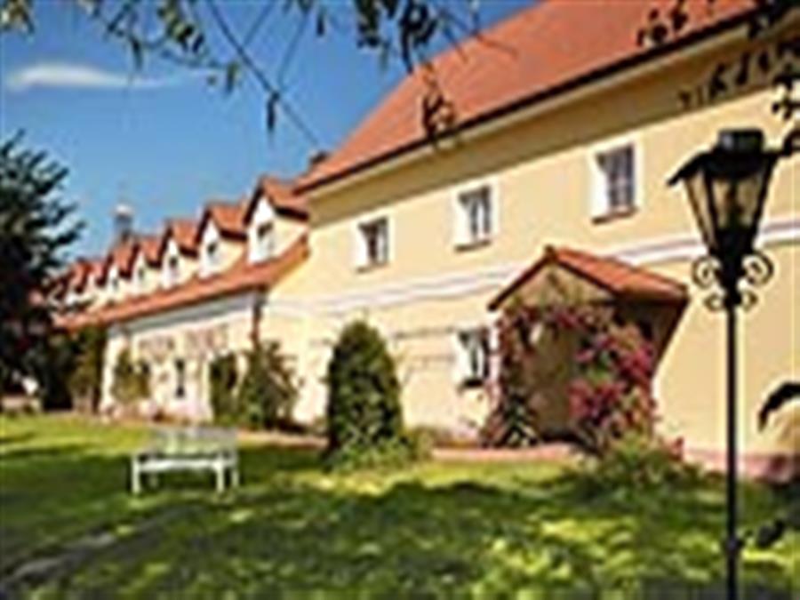 Penzion a restaurace Dvorce Tebo