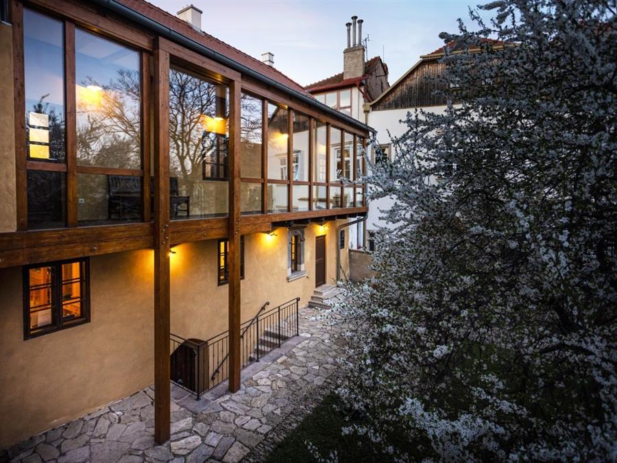Znojmo Heritage - Apartments & Gothic Wine Bar