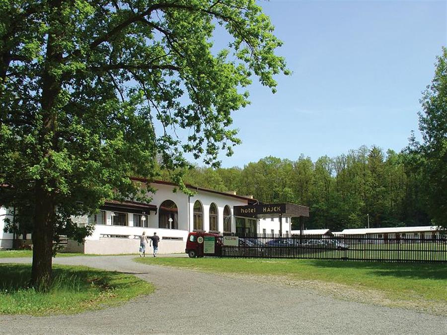 Arel Hjek Hotel Restaurace Autocamp